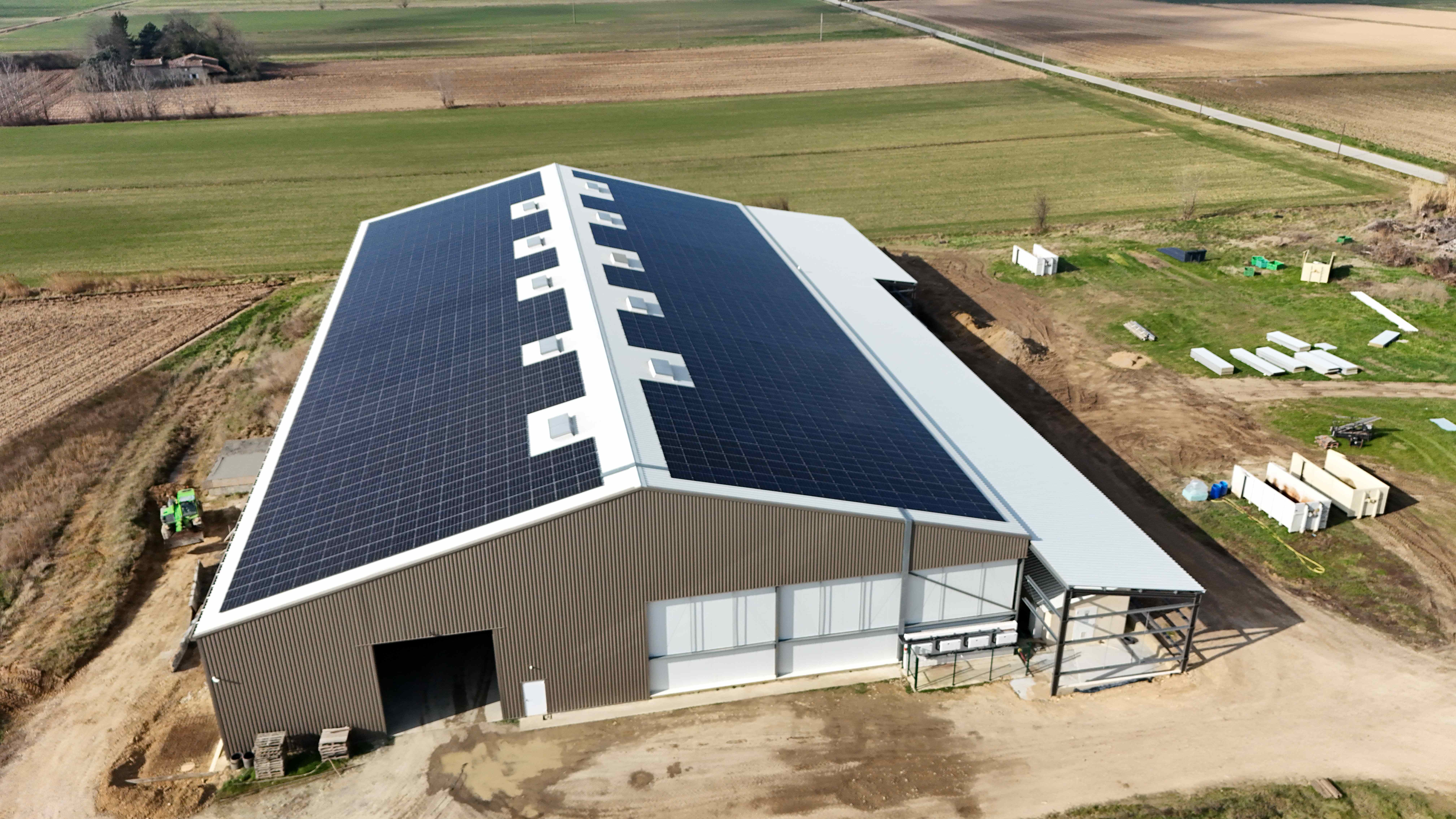 hangar photovoltaïque agriculteur drome autoconsommation