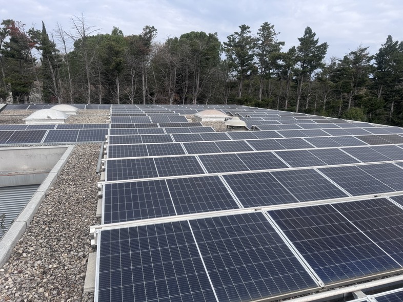 installation photovoltaique dans le vaucluse pour des collectivités bureaux entreprise